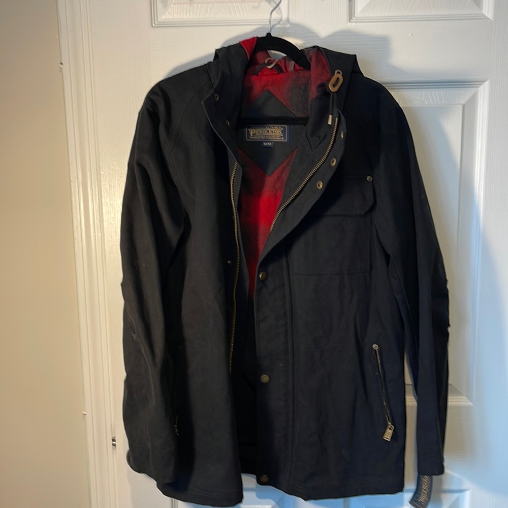 Pendleton black jacket with hoodie